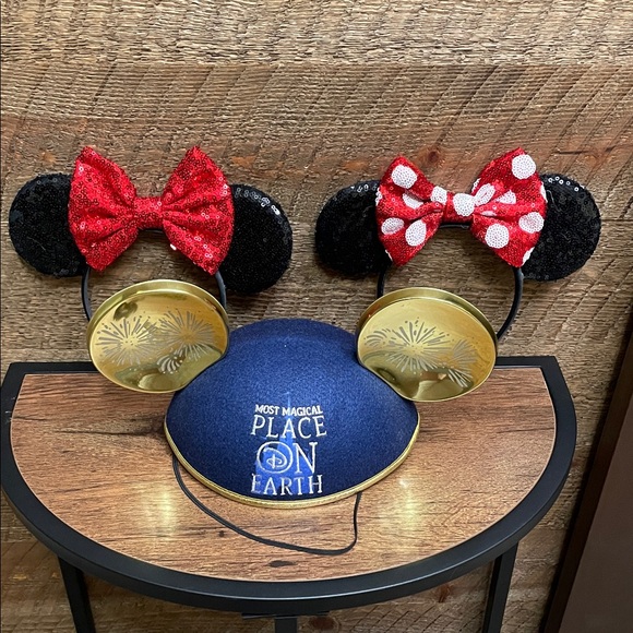 Disney “Most Magical Place on Earth” Ear Cap & 2 Mouse Ear Sequin Headbands - Picture 1 of 15